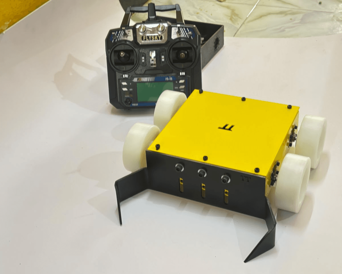 TTRC RS-5.0 Robo Soccer chassis and drive assembly